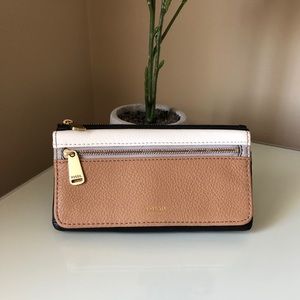✨ Fossil Tri-Colored Camel Pebbled Leather Wallet